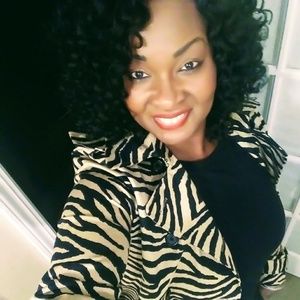 Meet your Posher, Sharon